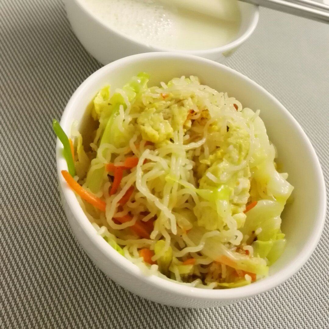 广东排挡风味炒米粉