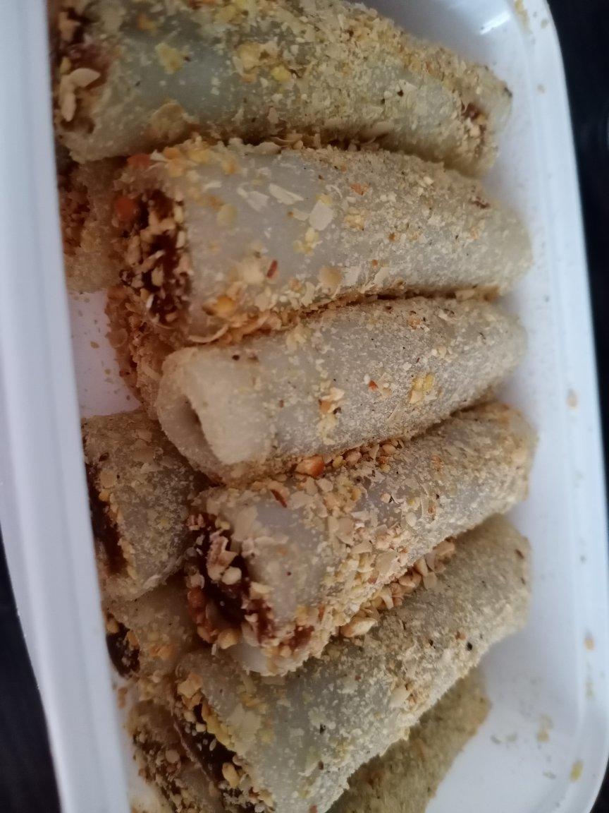 豆沙糯米卷，糯叽叽凉热都好吃，隔夜不变硬，新年小点心
