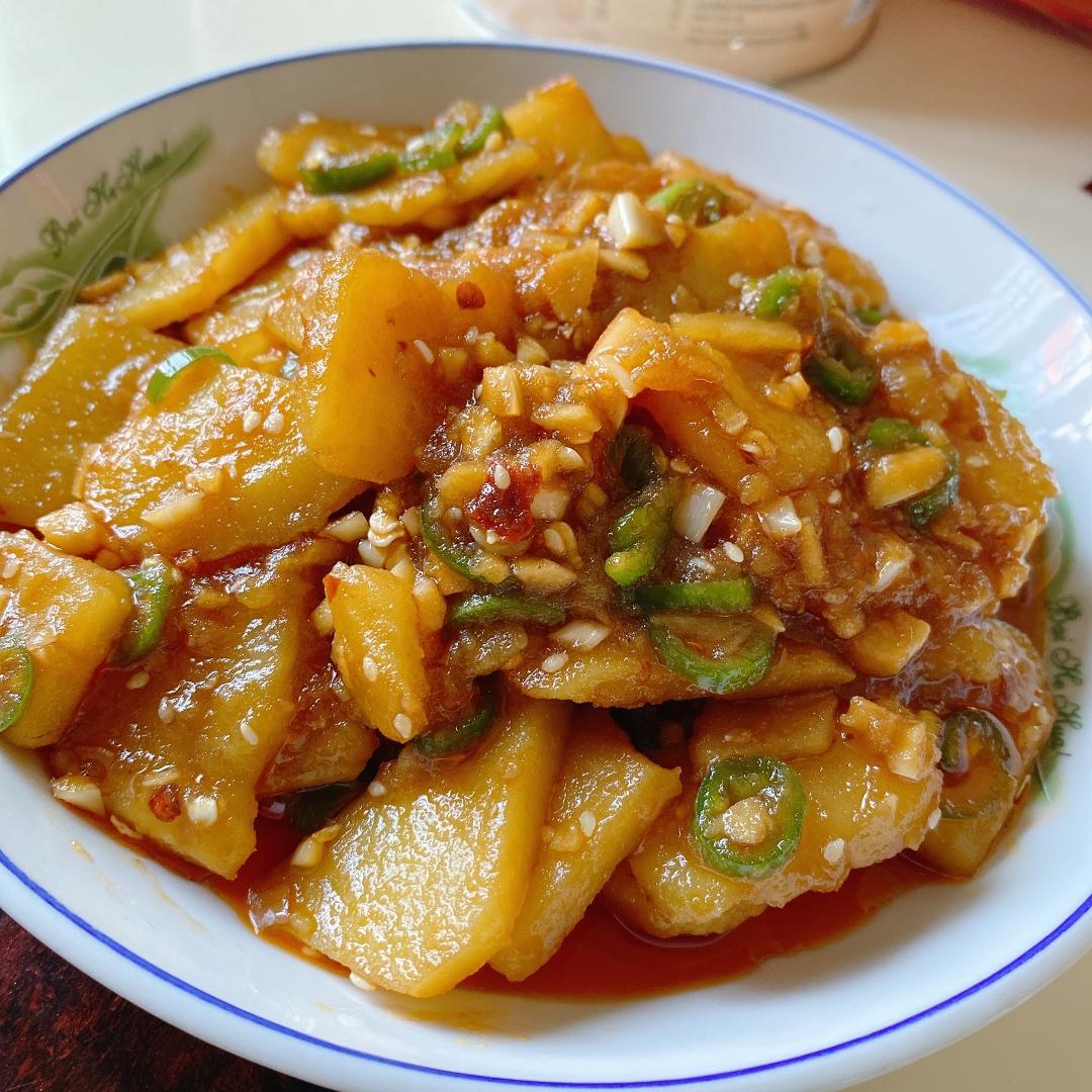 炒蔬菜大杂烩肉丸