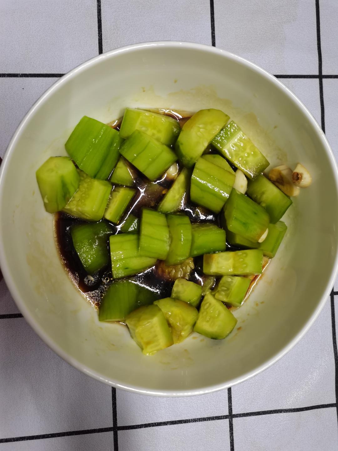 赞不绝口拍黄瓜🥒