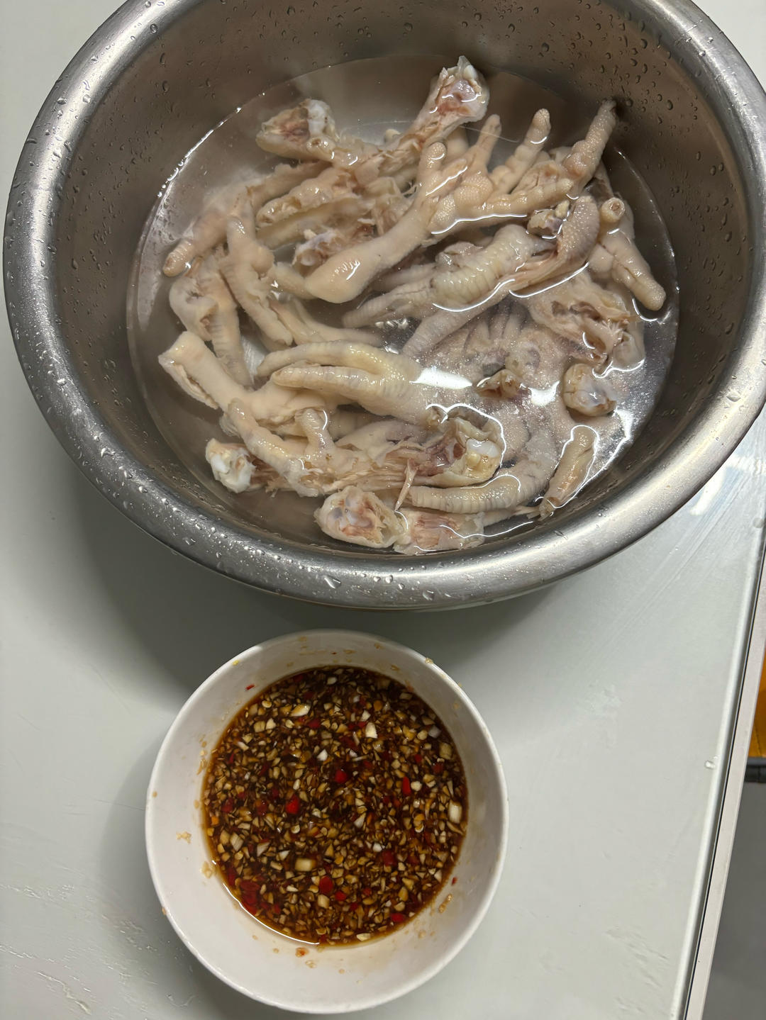 绝对不会后悔的酸辣鸡爪