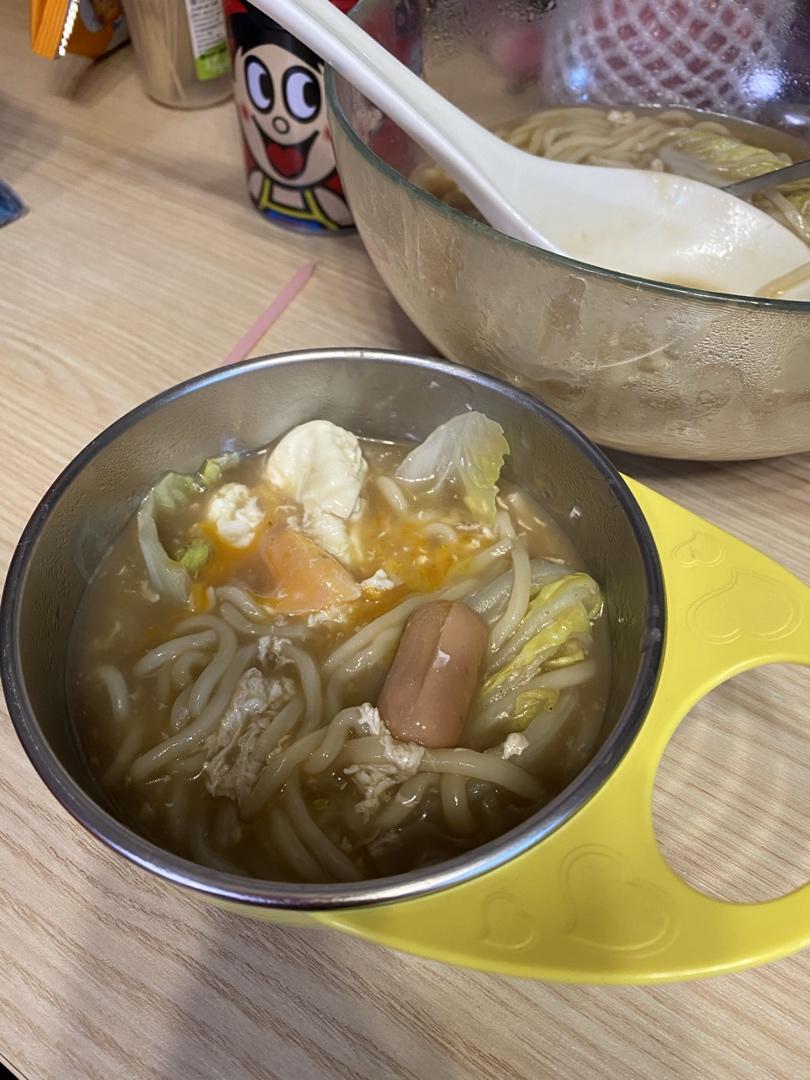 一碗热汤面🍜