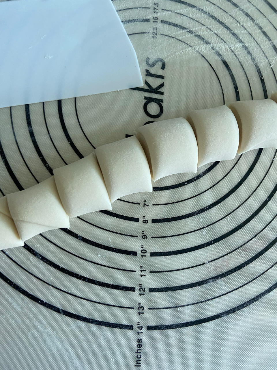 宝宝辅食:小美奶香馒头