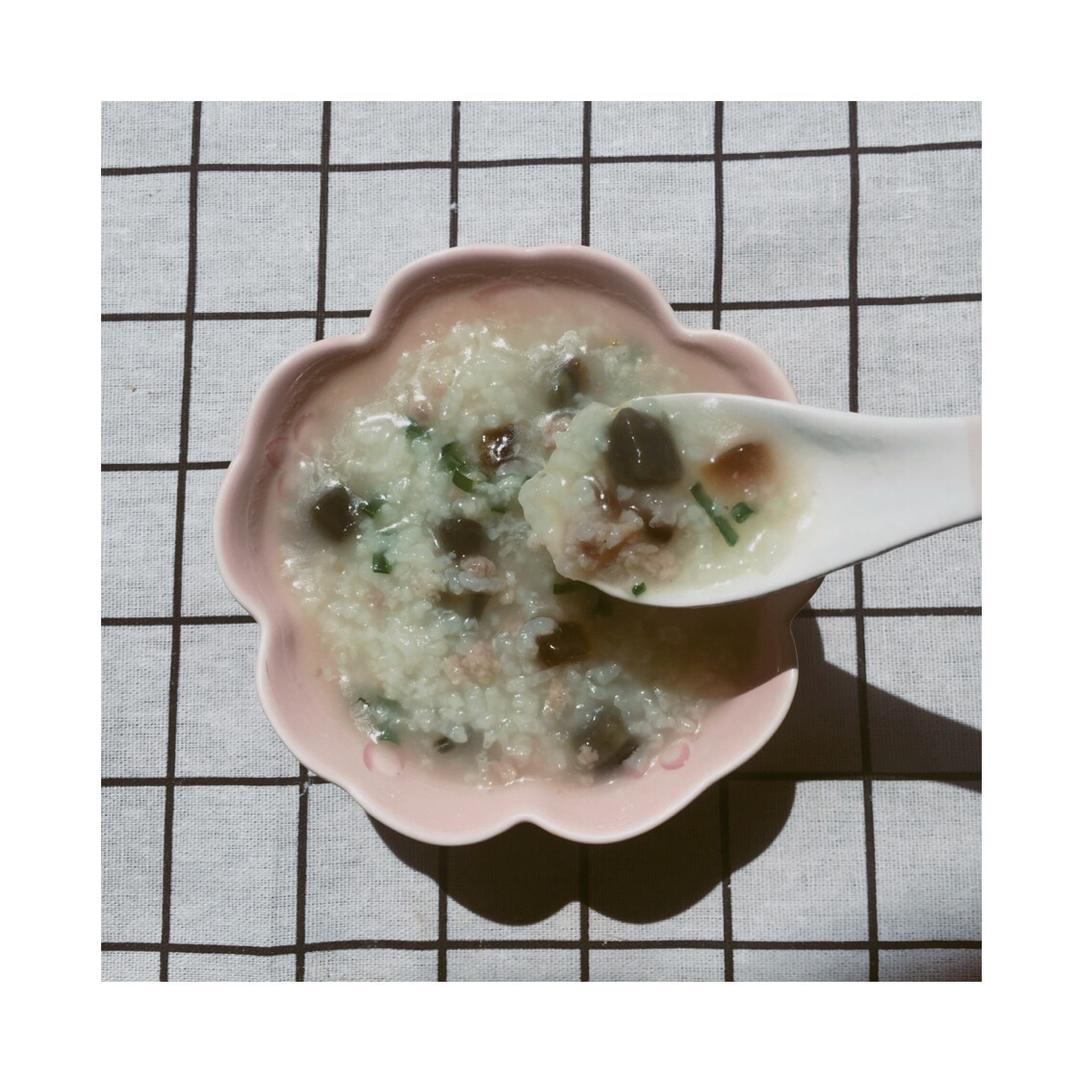 皮蛋瘦肉粥