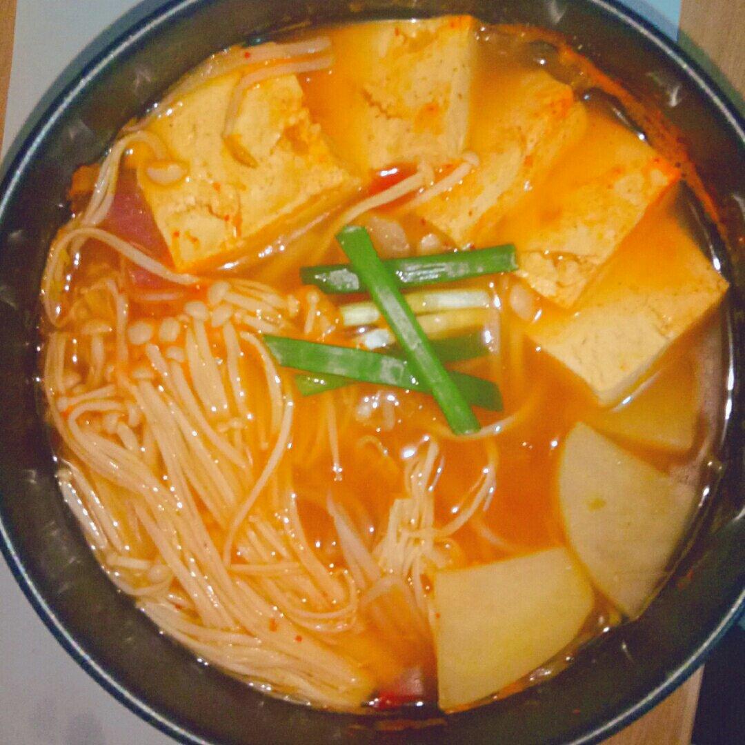 泡菜肥牛锅