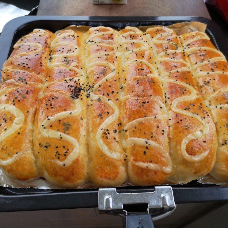 肉松芝士条面包
