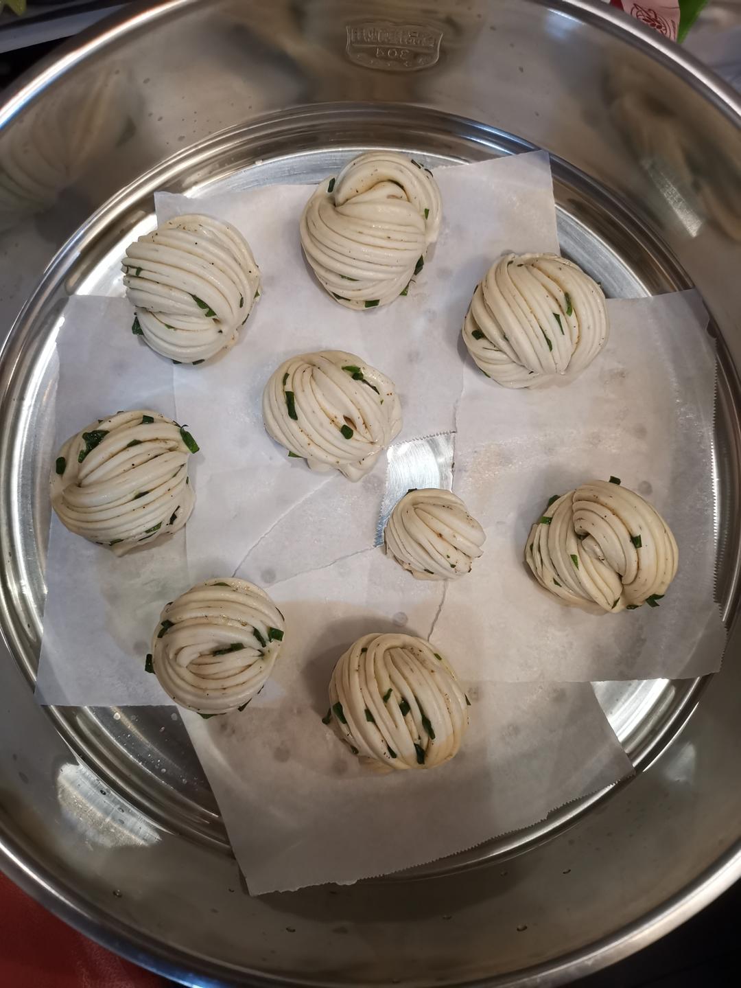 葱油花卷，一根筷子卷出漂亮的造型