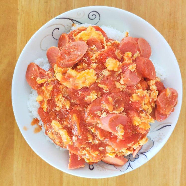 5分钟超好吃的番茄鸡蛋火腿烩饭