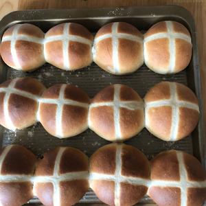 Hot Cross buns英国传统十字面包 复活节必备的做法 步骤16