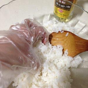 紫菜包饭的做法 步骤2