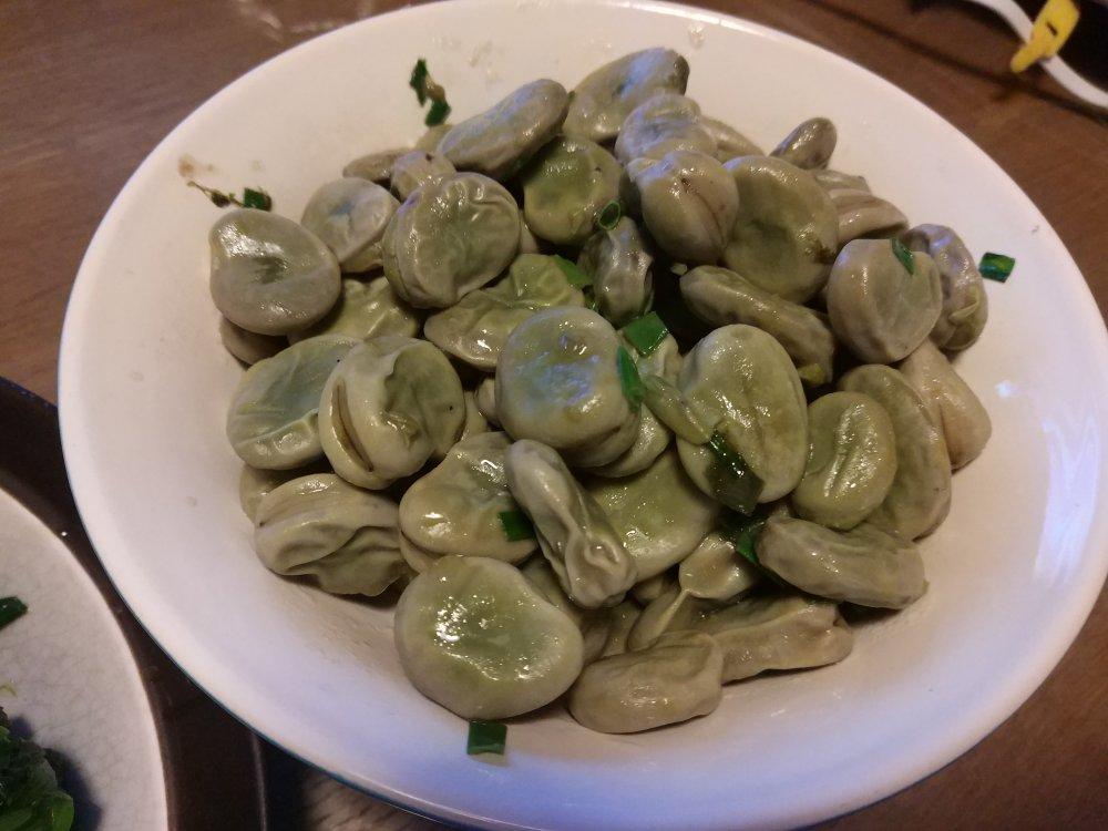 无比鲜美的葱油蚕豆