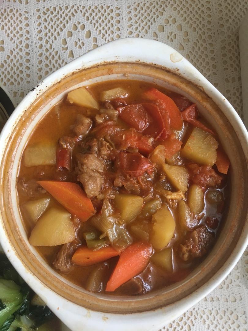 番茄土豆炖牛腩
