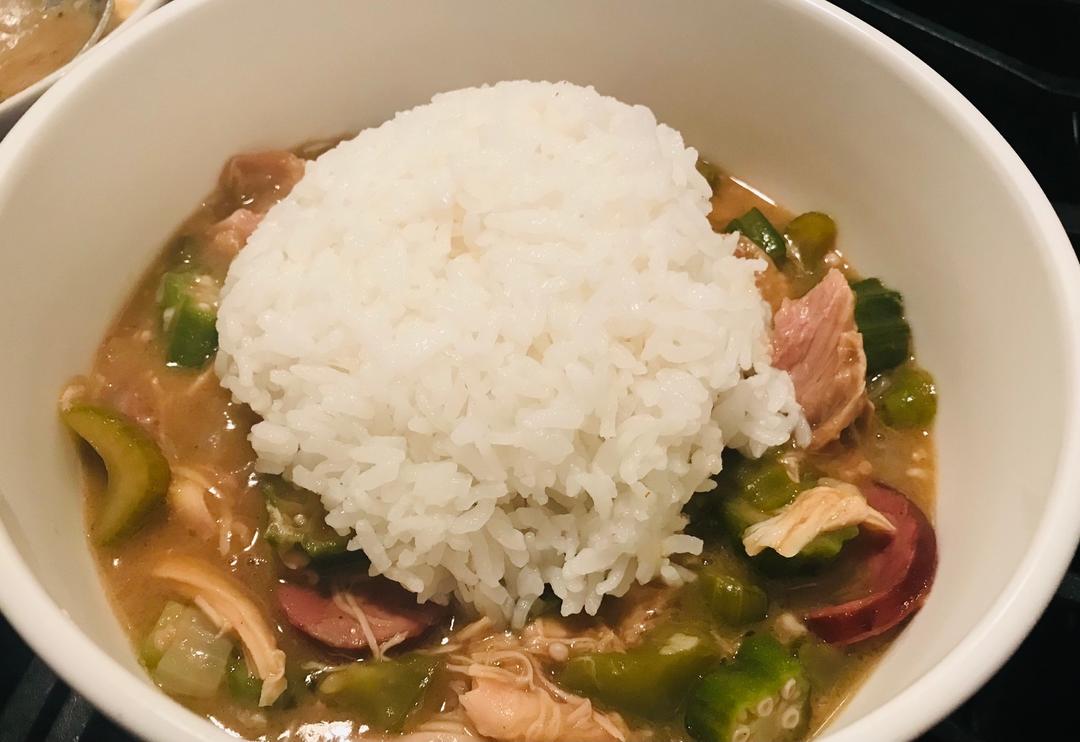 Chicken and Sausage Gumbo的做法