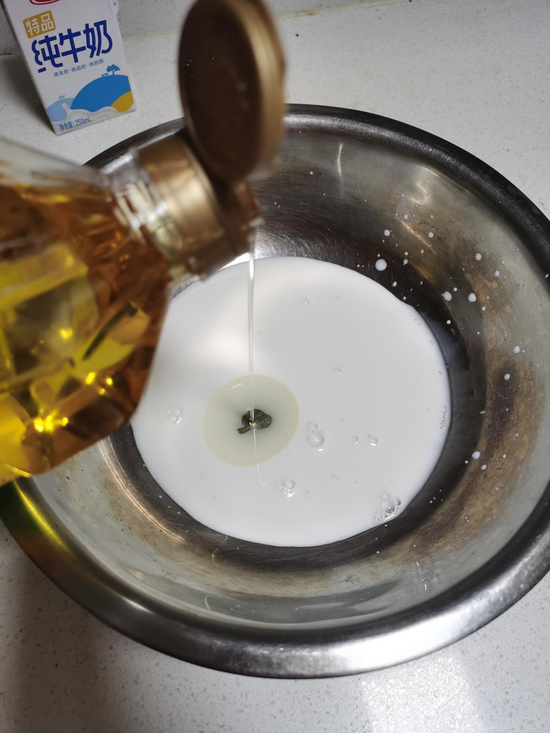 纯奶手撕吐司的做法 步骤1