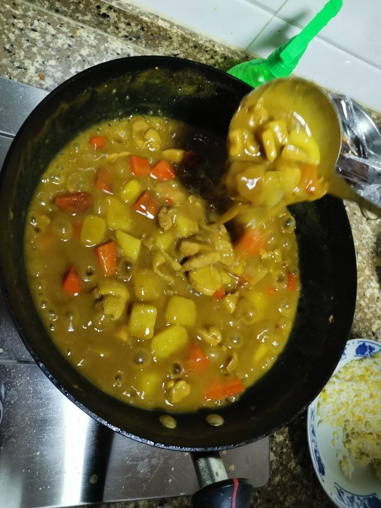 咖喱鸡肉饭
