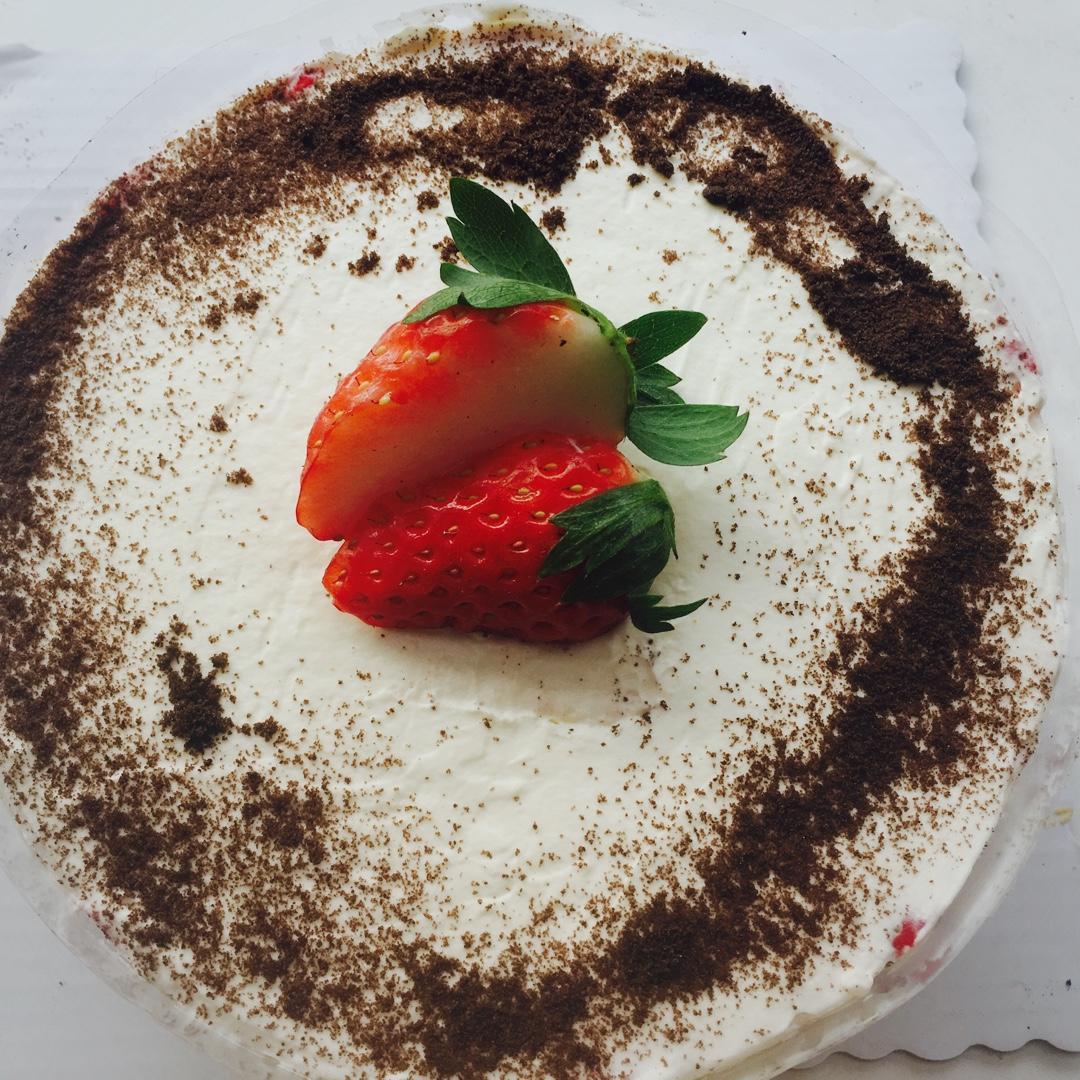 《Tinrry下午茶》教你做草莓芝士慕斯（6寸配方）