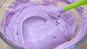 【视频】蓝莓酸奶 裸奶油蛋糕（附自制希腊酸奶方法）的做法 步骤18