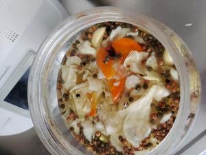 跳水泡菜，家庭小酒馆，杜绝亚硝酸盐的泡菜（豆角，包菜，莴笋，红白萝卜）的做法 步骤5