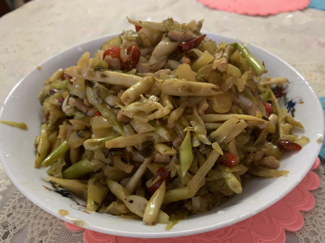 酸菜小笋