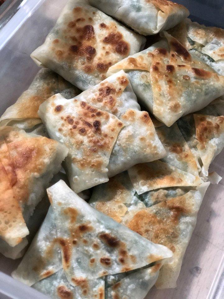 皮薄馅多的韭菜盒子