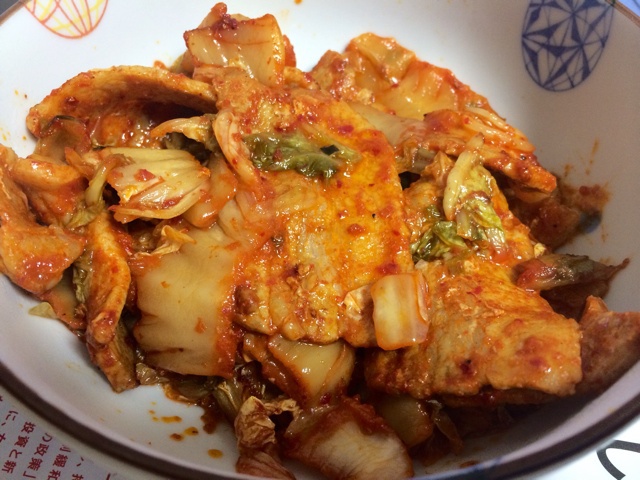泡菜炒五花肉