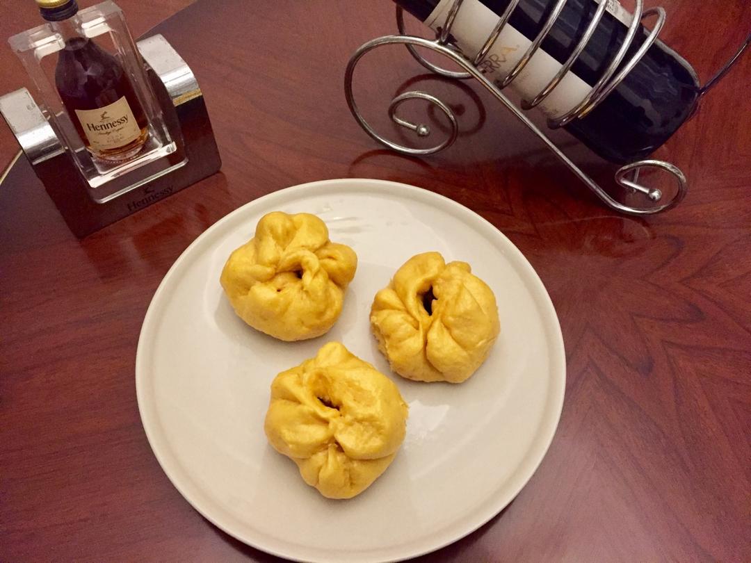 新手也可以--详解如何做出人见人爱、金黄的南瓜馒头