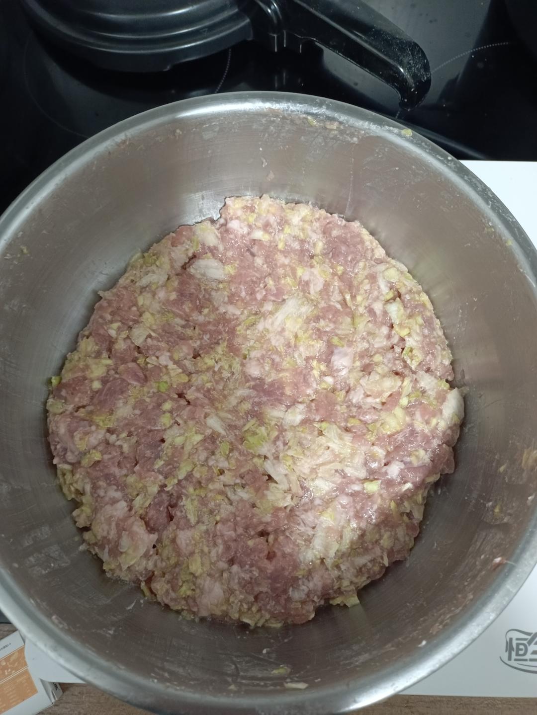家庭版猪肉大葱包子（喷香多汁）