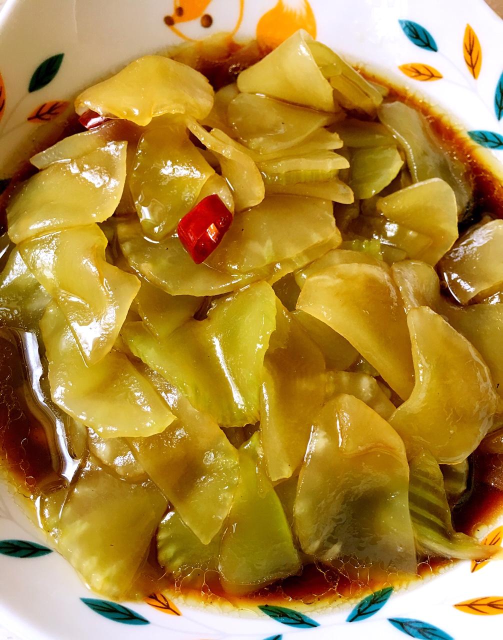 小九2027做的凉拌笋片