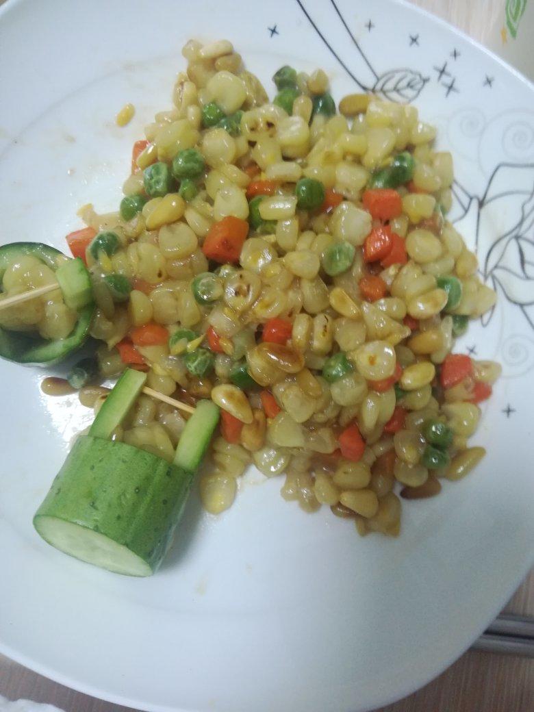 麻椒-1做的蔬果杂烩黄瓜桶