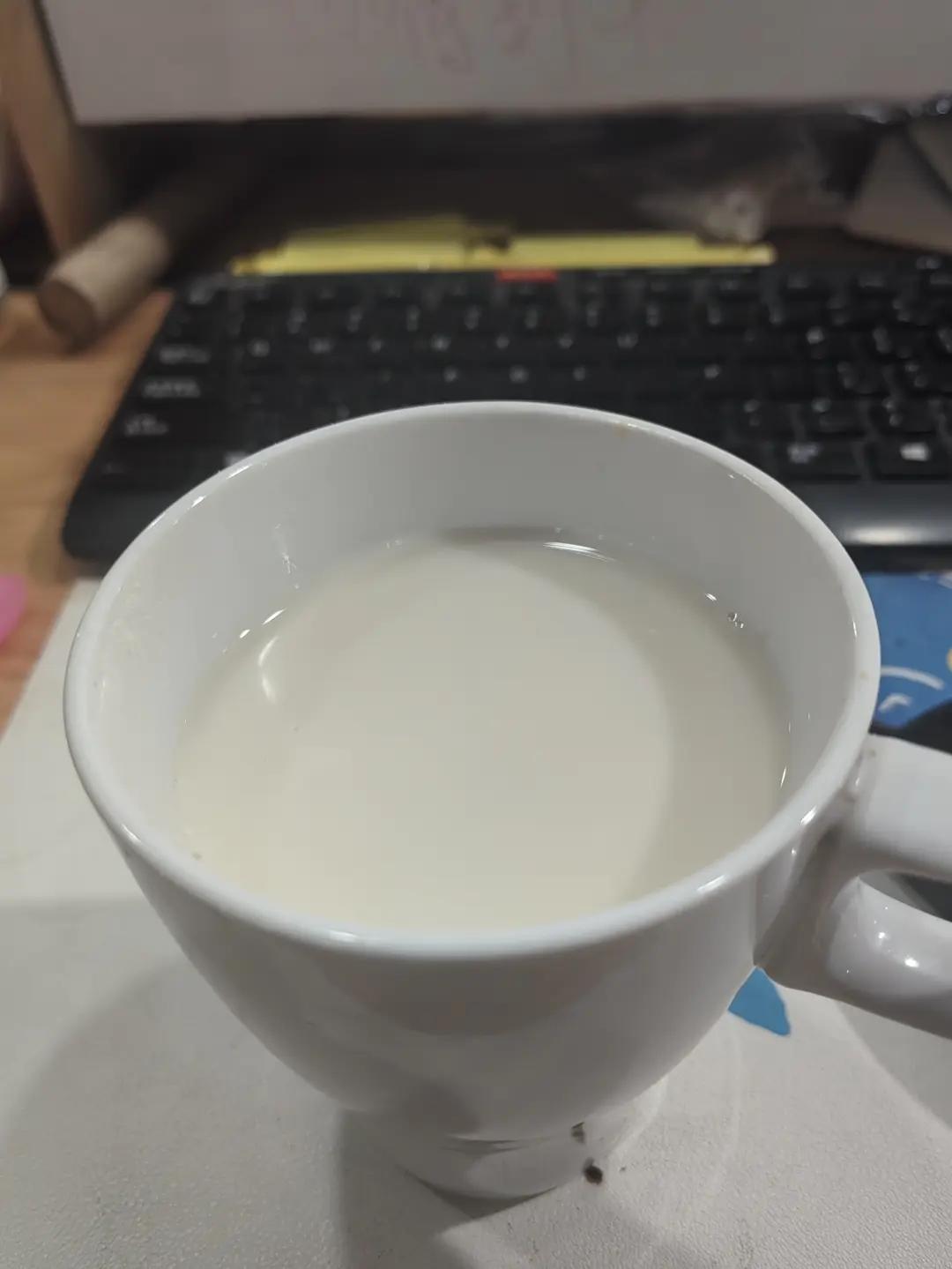 炭烧奶茶替代—牛奶大麦茶（微波炉版）