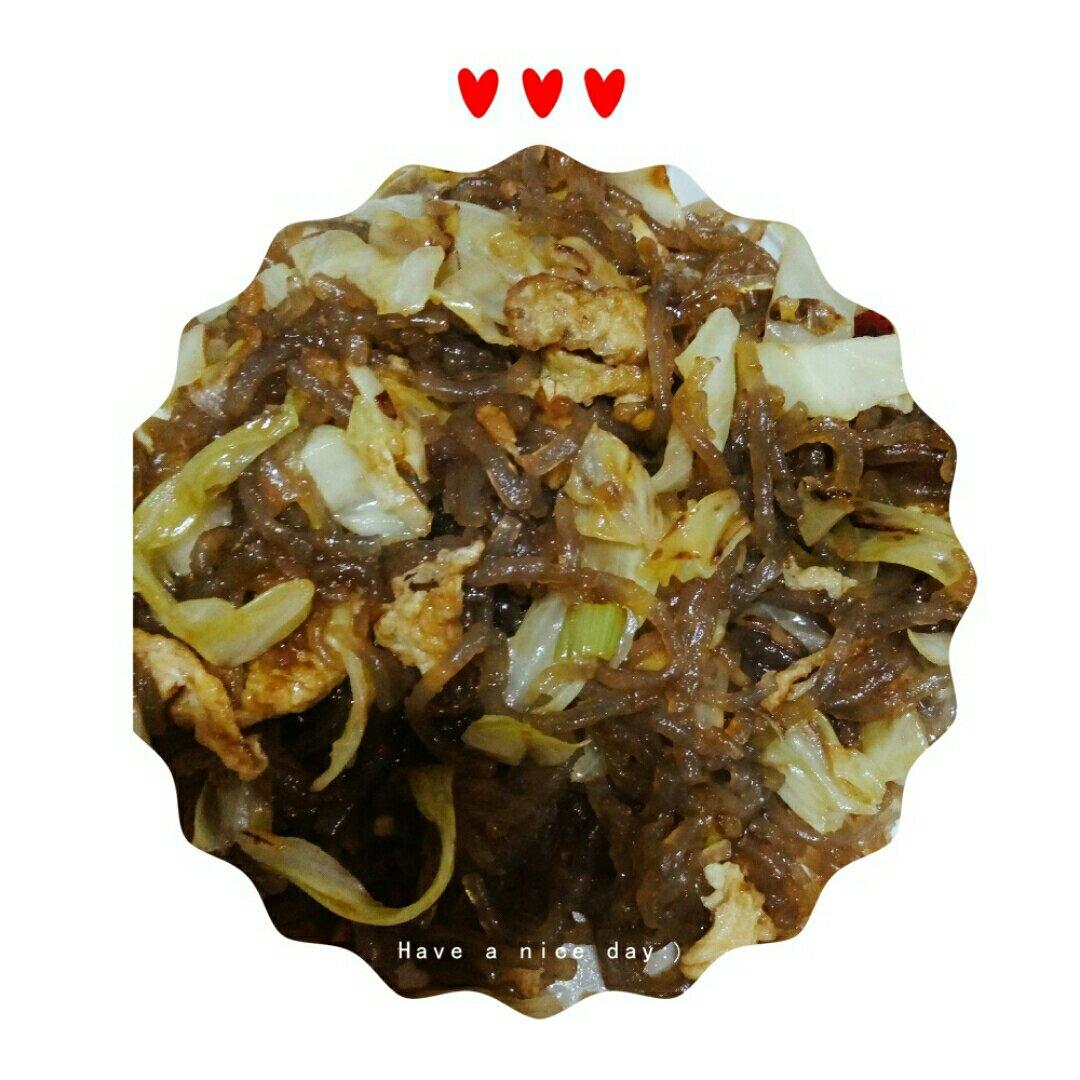 包菜粉丝炒鸡蛋