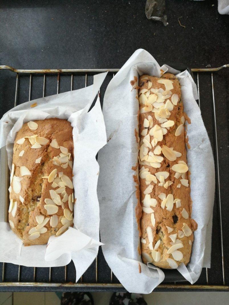 香蕉核桃磅蛋糕 Banana & Walnut Pound Cake