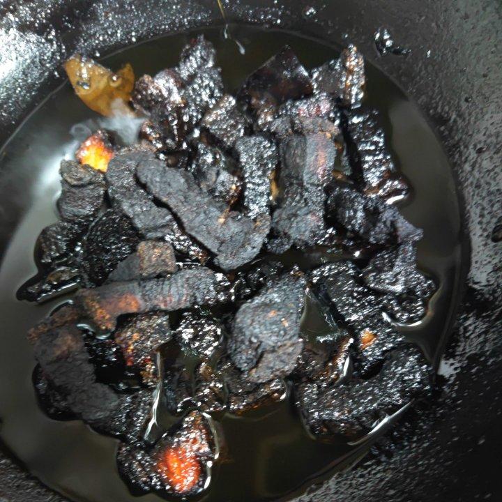 不焯水不放油的家常红烧肉