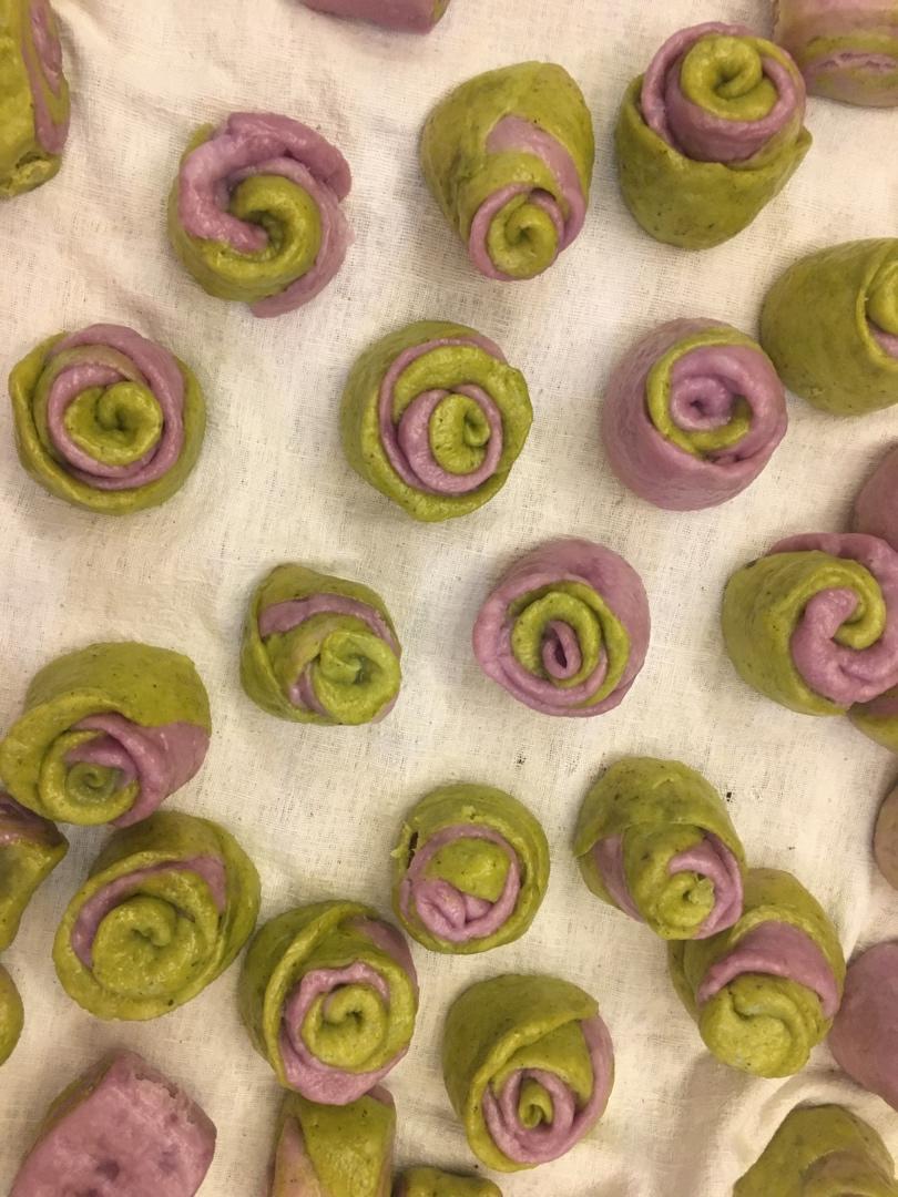 紫甘蓝柠檬玫瑰花馒头