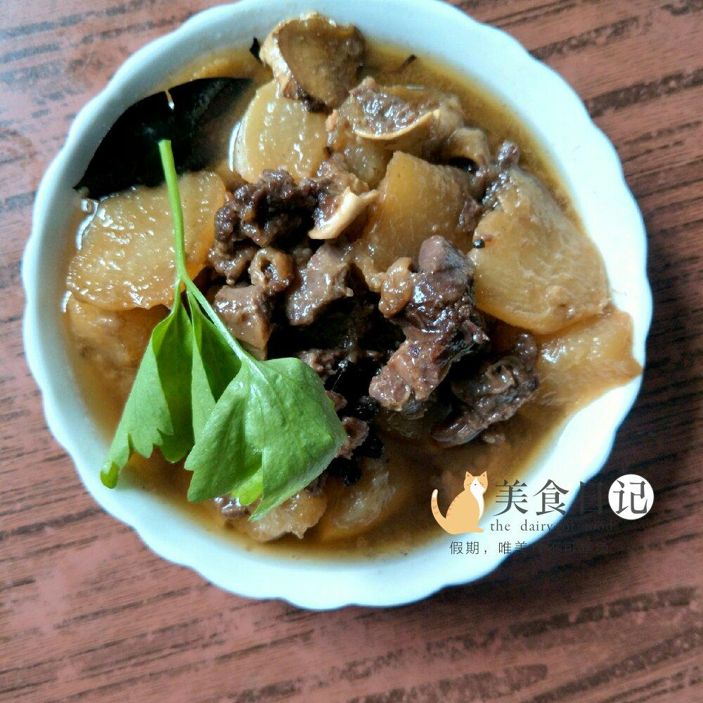 萝卜炖牛腩