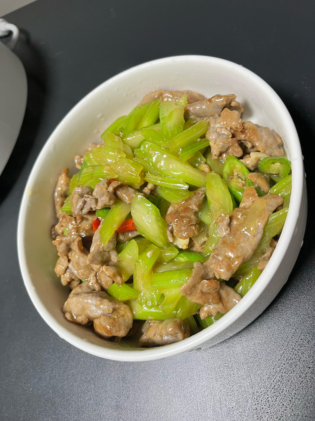 西芹炒牛肉