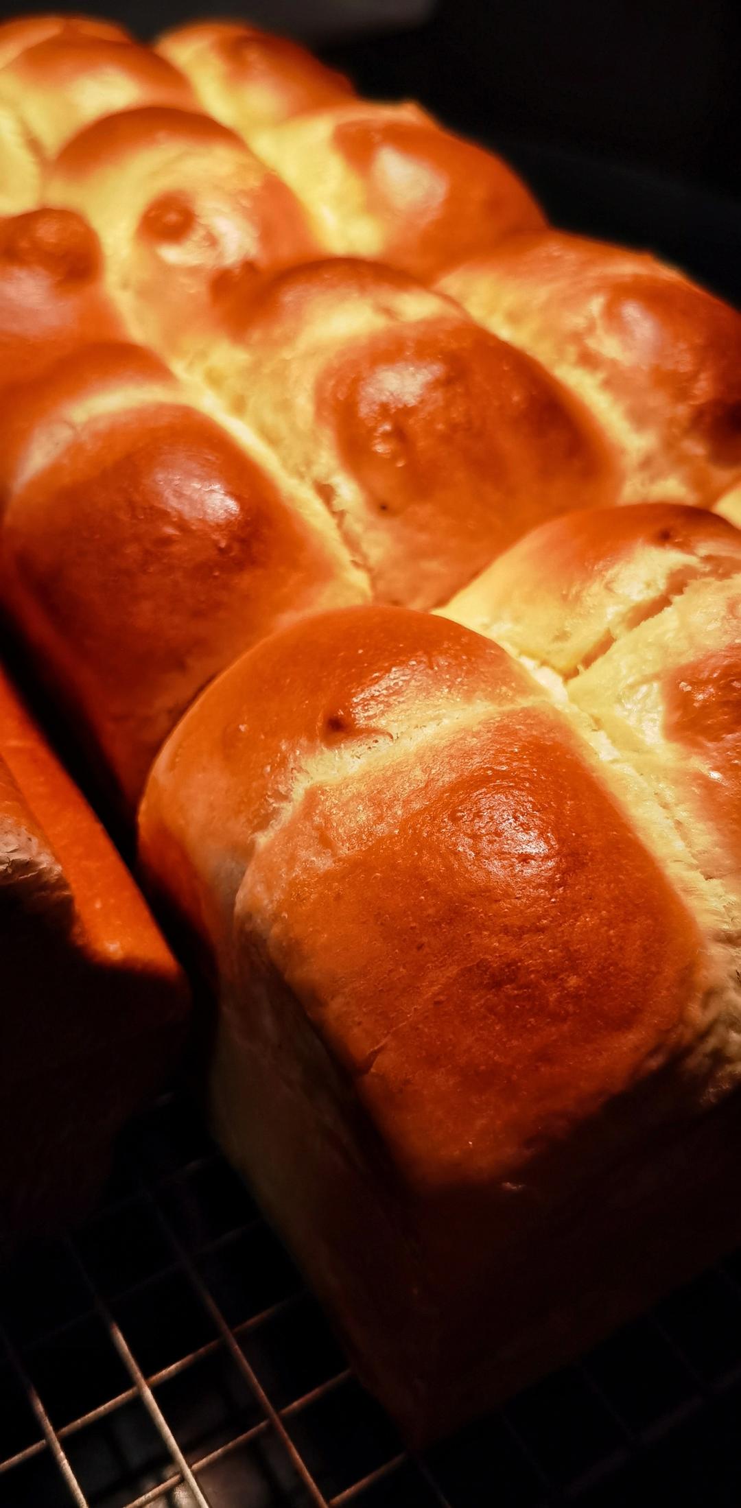 不是所有的面包都能叫——布里欧修皇冠吐司