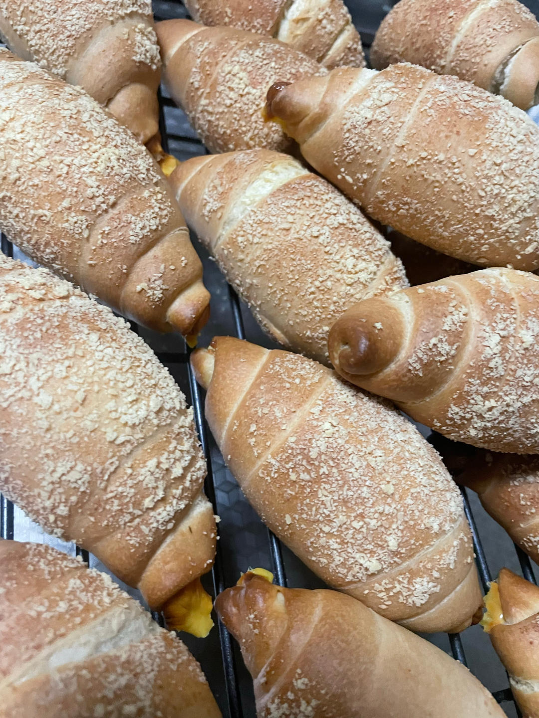 蒜香芝士海盐卷｜盐面包｜盐可颂