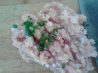 肉包子蘑菇豆芽汤的做法 步骤2