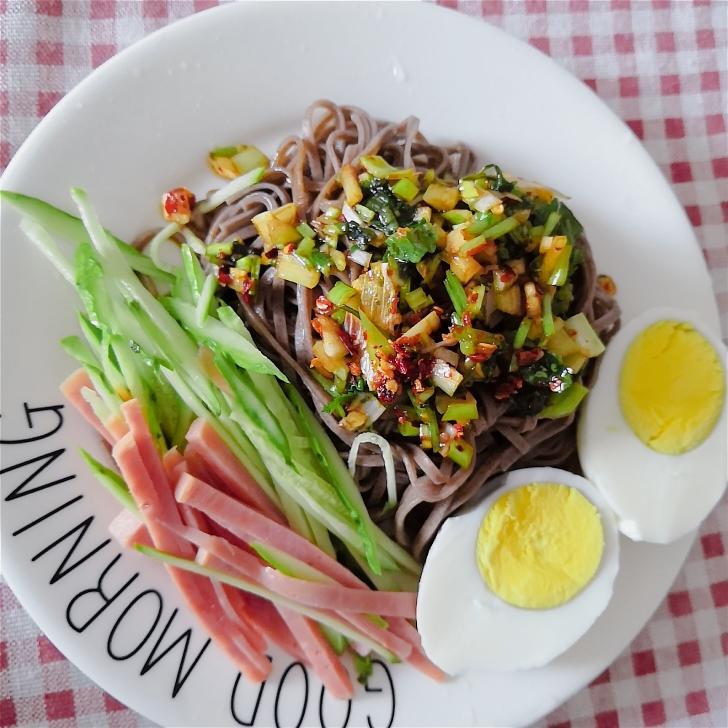 凉拌荞麦面早餐懒人减脂