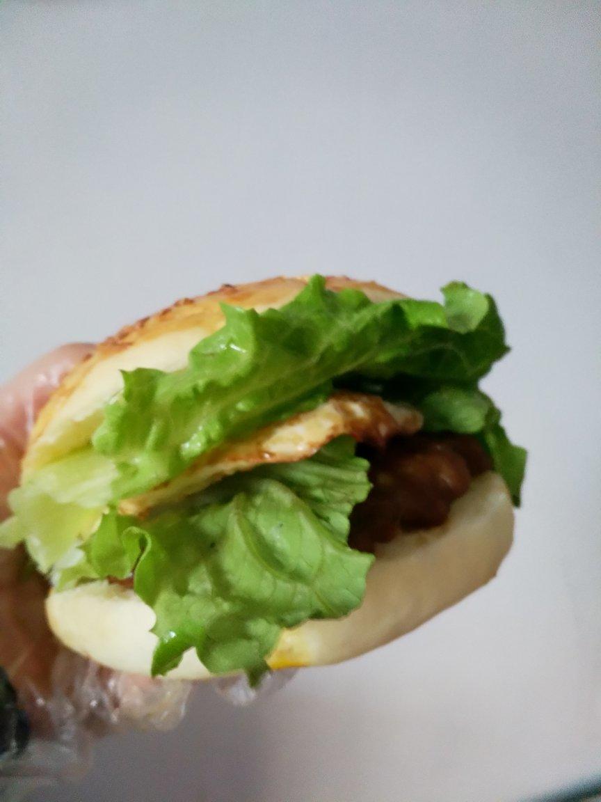 牛肉汉堡