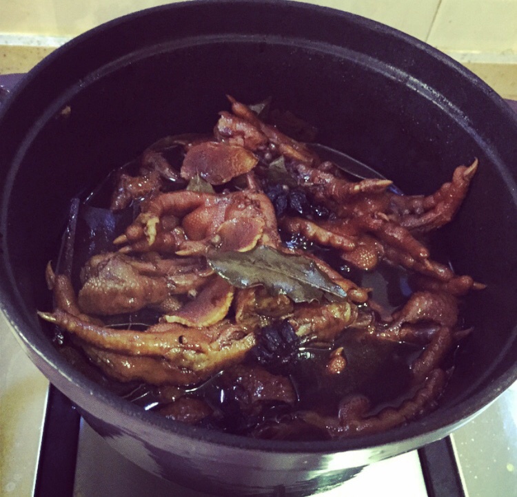 秘制红烧鸡爪