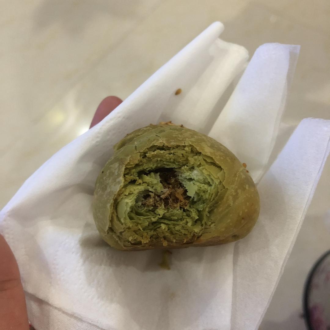 抹茶酥皮月饼