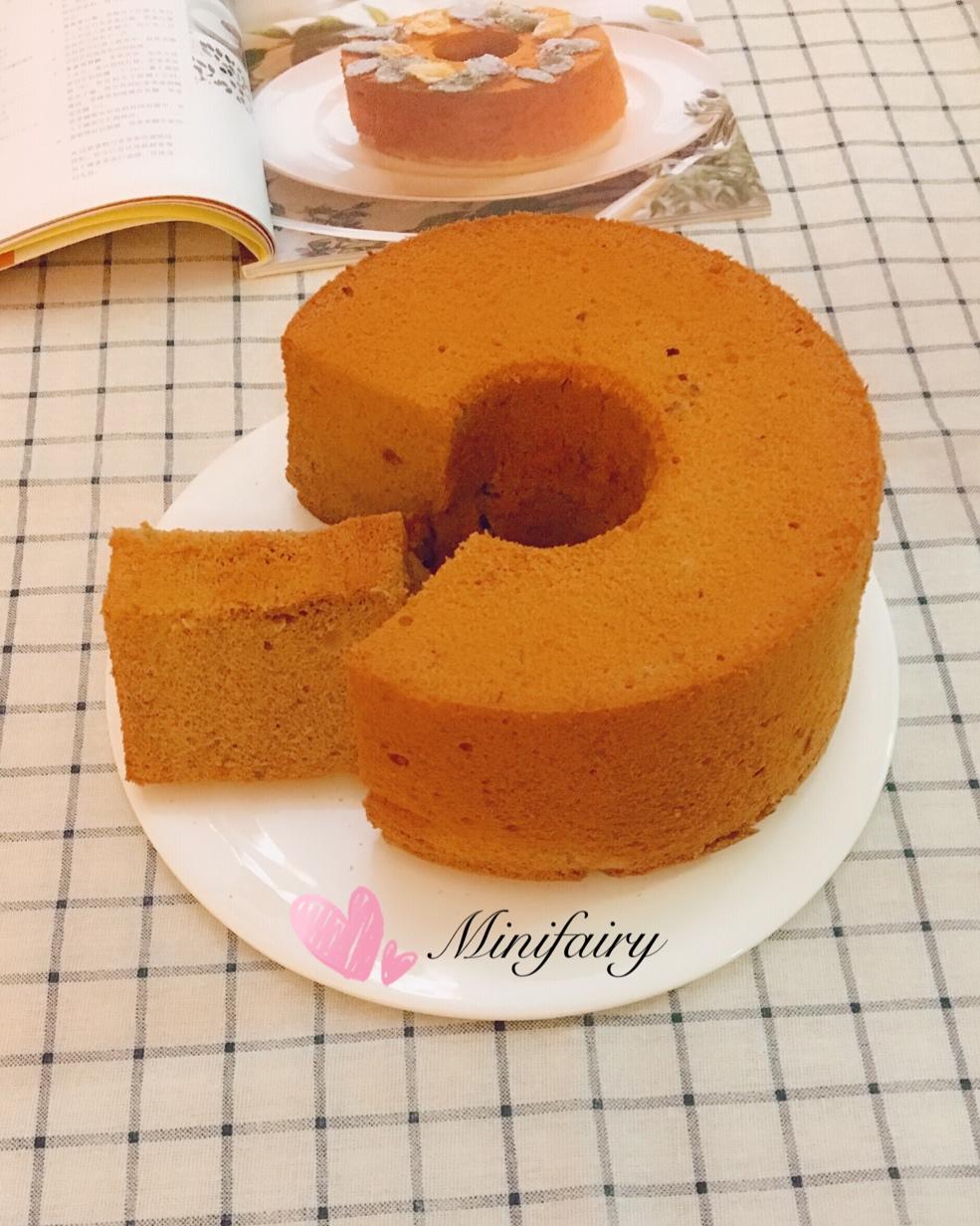 超简单完美戚风蛋糕（6寸2蛋）附打发、翻拌、脱模视频