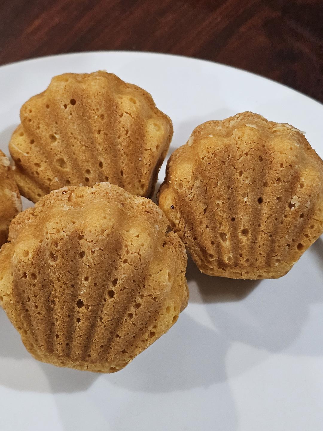 焦糖海盐玛德琳