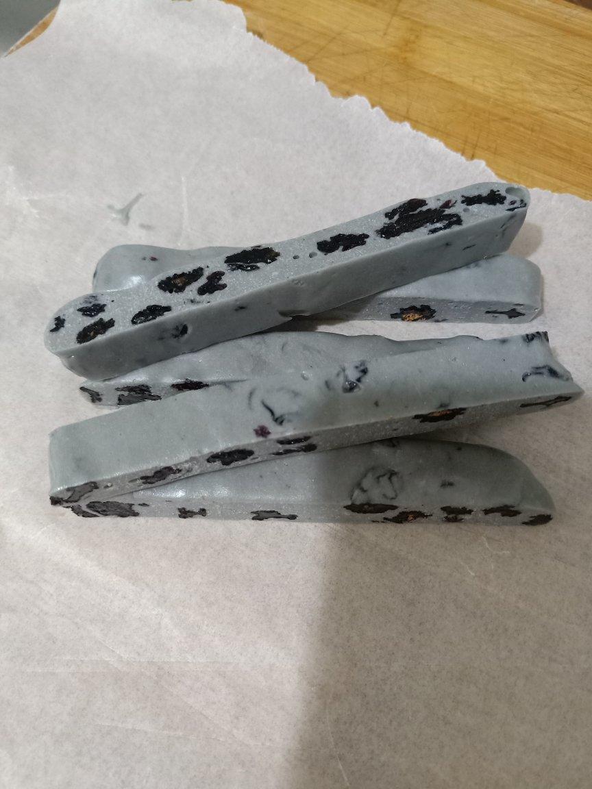牛轧糖 牛扎糖不甜