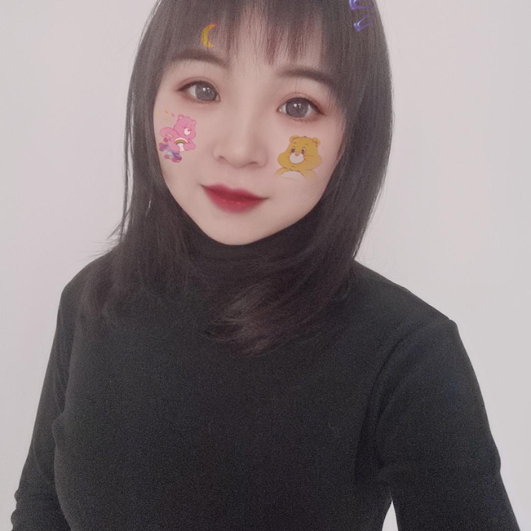 小一小伊
