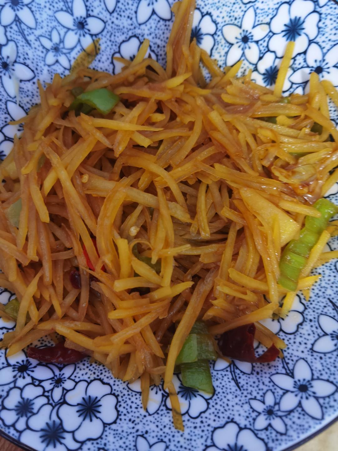 酸辣土豆丝的家常做法 超级下饭