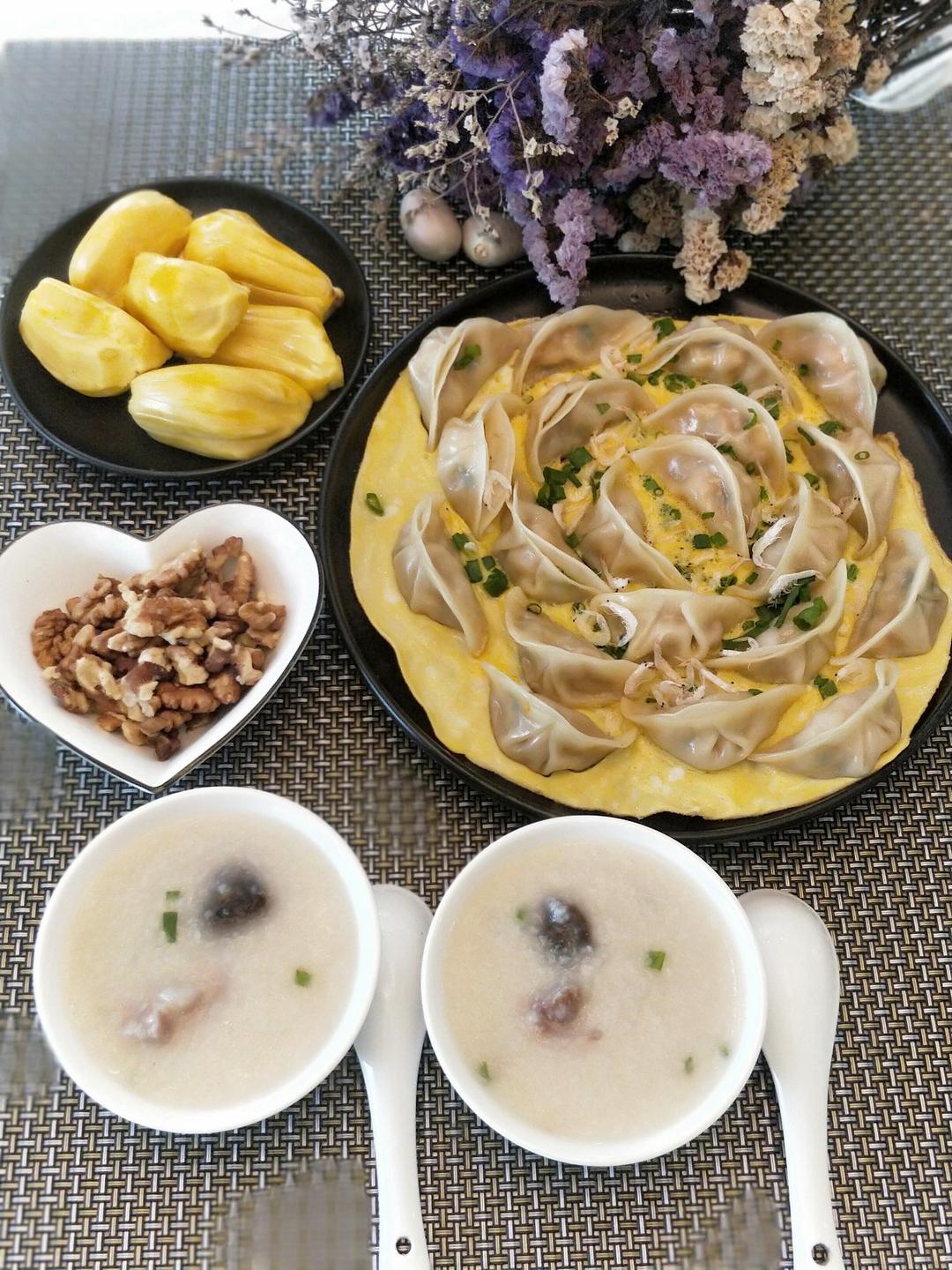 早餐来一锅香脆的生煎饺子