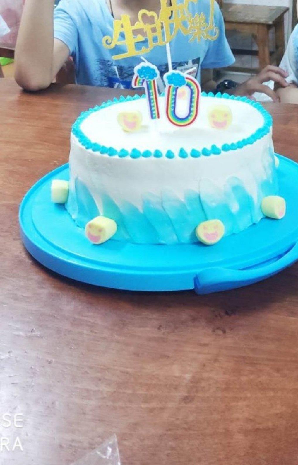 简单好做的8寸戚风蛋糕